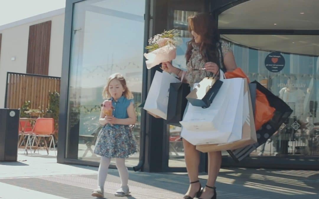 Upplev mer tillsammans! Vinn hotellnatt och presentkort på Giraffen.