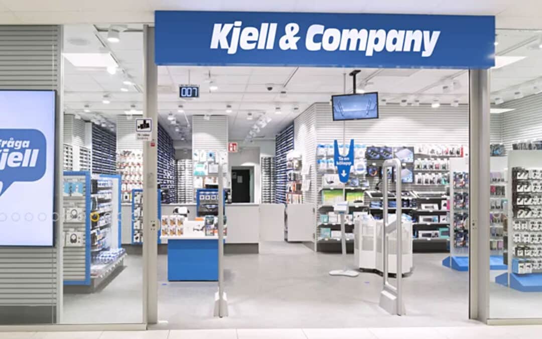 Soon you can meet "Kjelle" in the Giraffe neighbourhood!